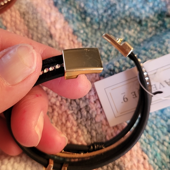 NWT Howards black multi strand magnetic clasp bracelet - Picture 7 of 7